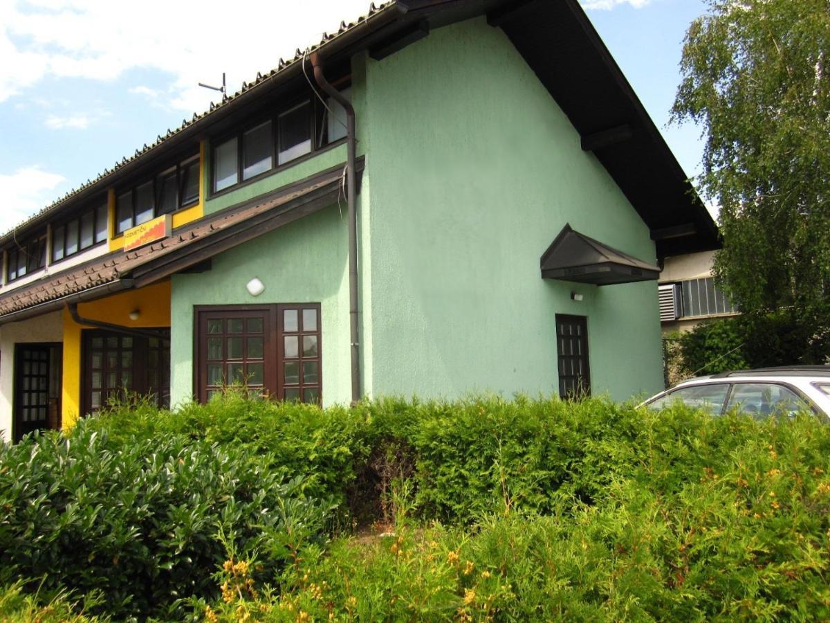 Apartments Trzin-Mlake W Free Parking エクステリア 写真